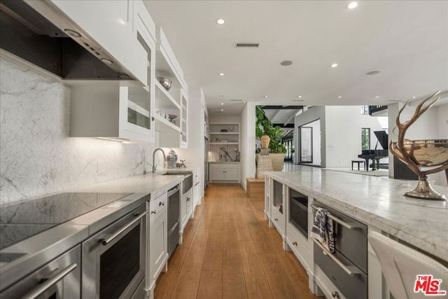 1100 Pine Drive, Beverly Hills, CA 90210