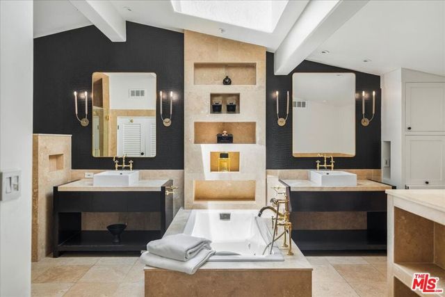 1100 Pine Drive, Beverly Hills, CA 90210