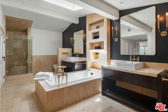 1100 Pine Drive, Beverly Hills, CA 90210