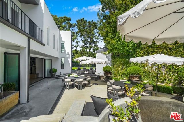 1100 Pine Drive, Beverly Hills, CA 90210