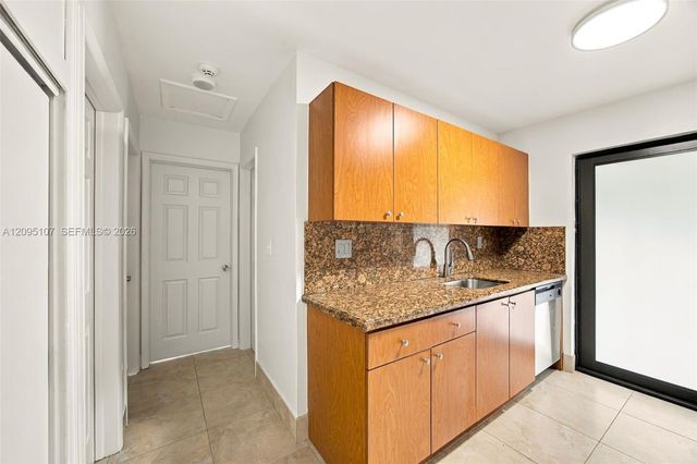 4920 SW 94th Court, Miami, FL 33165