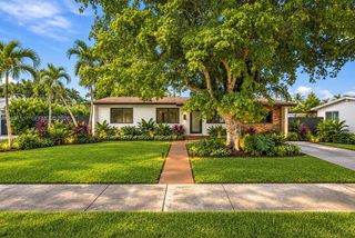 4920 SW 94th Court, Miami, FL 33165