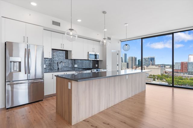 1212 Demonbreun St Apt 1715, Nashville, TN 37203