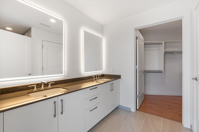 1212 Demonbreun St Apt 1715, Nashville, TN 37203