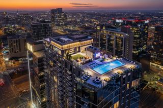 1212 Demonbreun St Apt 1715, Nashville, TN 37203