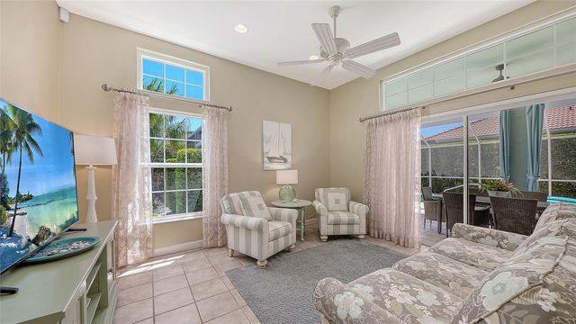 3728 71ST TERRACE E, Sarasota, FL 34243