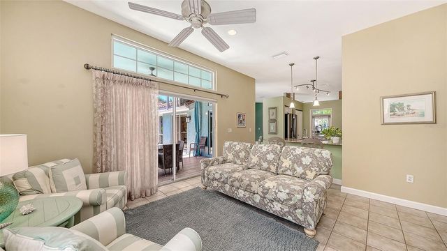 3728 71ST TERRACE E, Sarasota, FL 34243