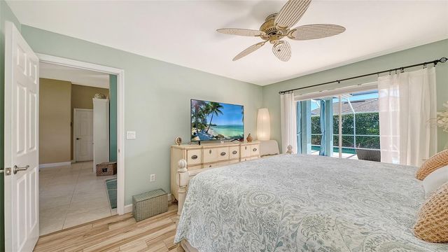 3728 71ST TERRACE E, Sarasota, FL 34243