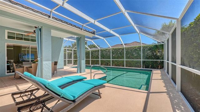 3728 71ST TERRACE E, Sarasota, FL 34243