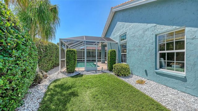 3728 71ST TERRACE E, Sarasota, FL 34243