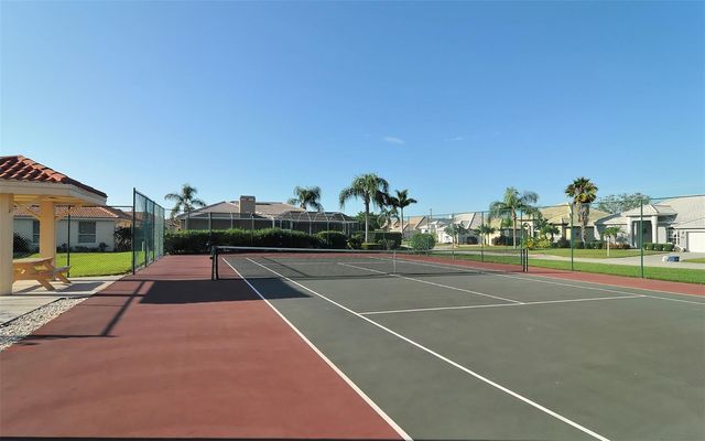 3728 71ST TERRACE E, Sarasota, FL 34243