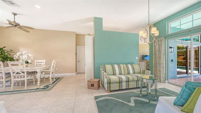 3728 71ST TERRACE E, Sarasota, FL 34243