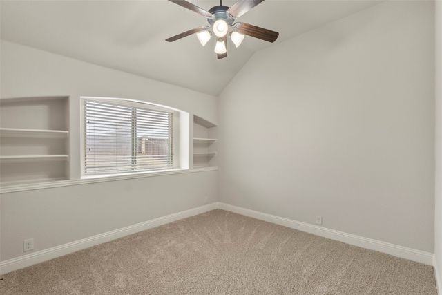 1020 Broken Wheel Trail, Aubrey, TX 76227