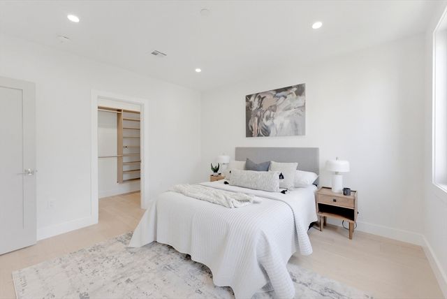 211 Tudor Street 211, Boston, MA 02127