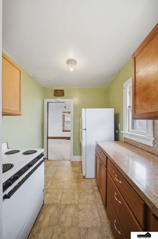 3932 Saint Marys Avenue, Lincoln, NE 68502