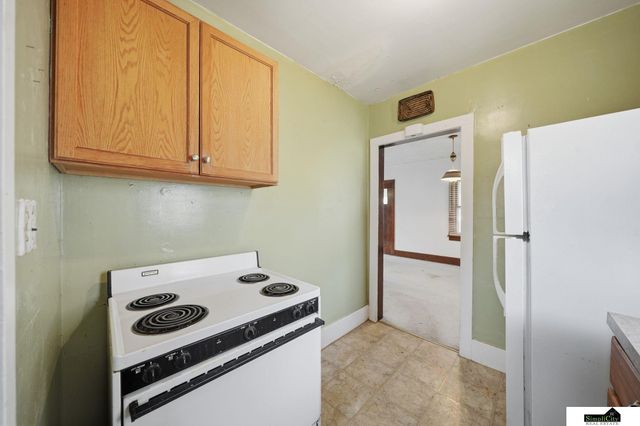 3932 Saint Marys Avenue, Lincoln, NE 68502