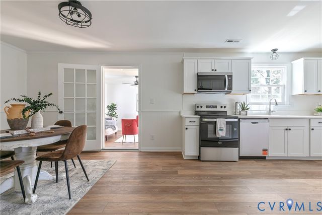 2005 Old Iron Rd, Hopewell, VA 23860