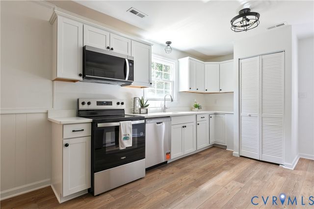 2005 Old Iron Rd, Hopewell, VA 23860