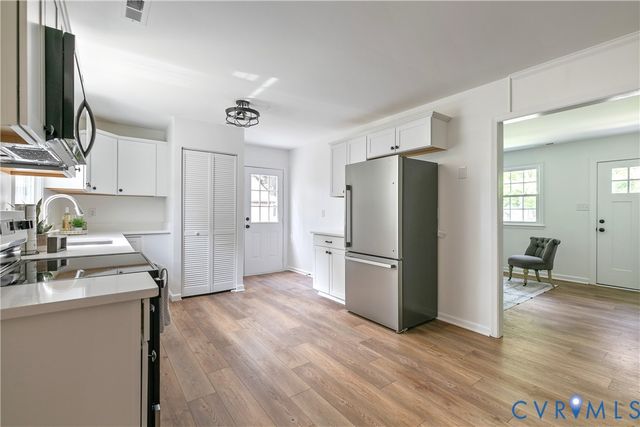 2005 Old Iron Rd, Hopewell, VA 23860