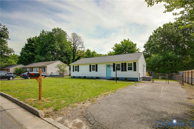 2005 Old Iron Rd, Hopewell, VA 23860