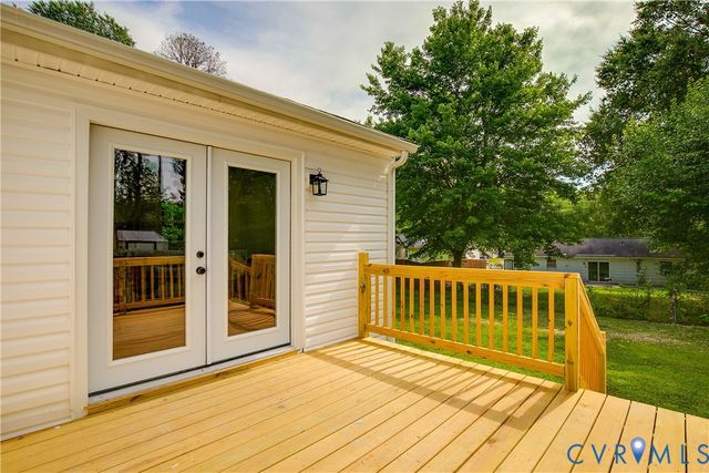 2005 Old Iron Rd, Hopewell, VA 23860