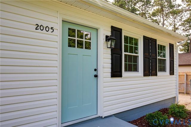 2005 Old Iron Rd, Hopewell, VA 23860