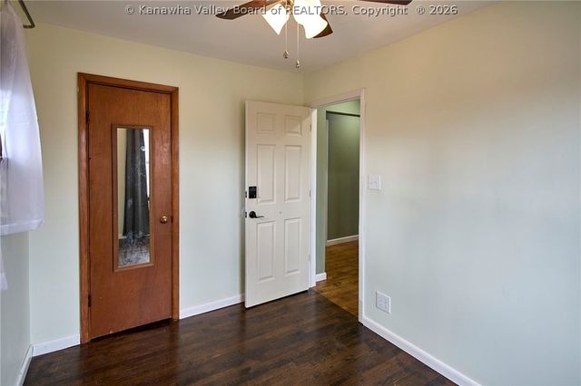 800 Scenic Drive, Charleston, WV 25311