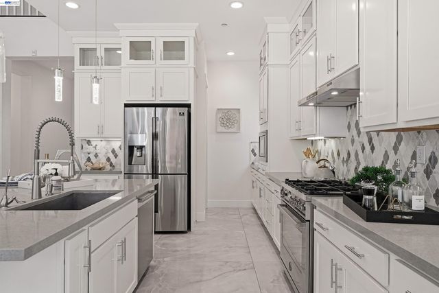 39418 N Darner, Newark, CA 94560