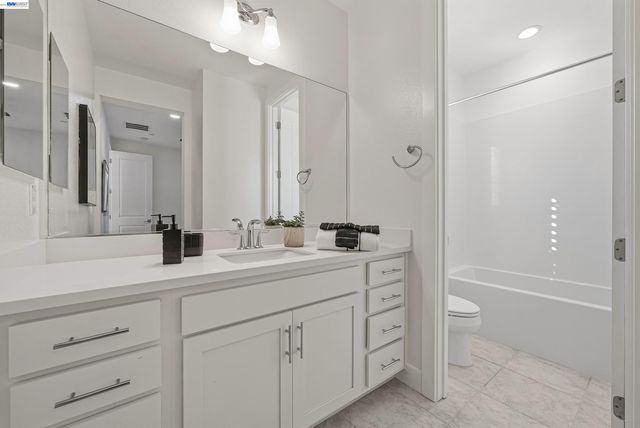 39418 N Darner, Newark, CA 94560