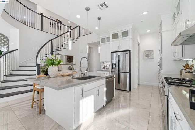 39418 N Darner, Newark, CA 94560