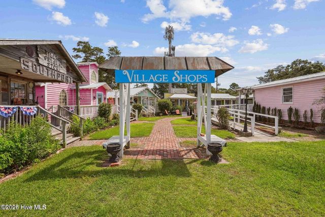 851 Plymouth Road 183, Southport, NC 28461
