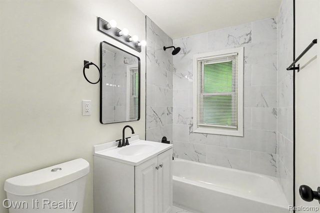 7461 Lamphere, Redford, MI 48239