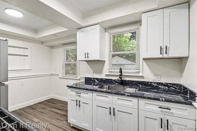 7461 Lamphere, Redford, MI 48239