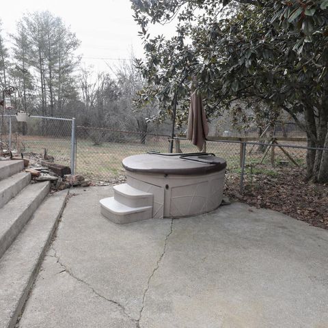 4356 Trewhitt Road SE, Cleveland, TN 37323