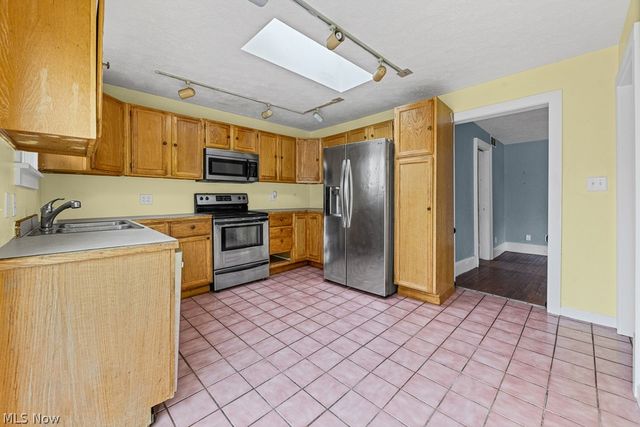 31 Bridge Street, Newton Falls, OH 44444