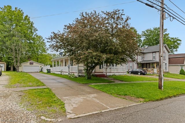 31 Bridge Street, Newton Falls, OH 44444