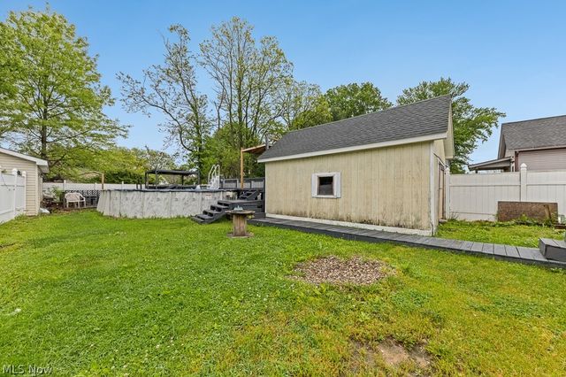 31 Bridge Street, Newton Falls, OH 44444