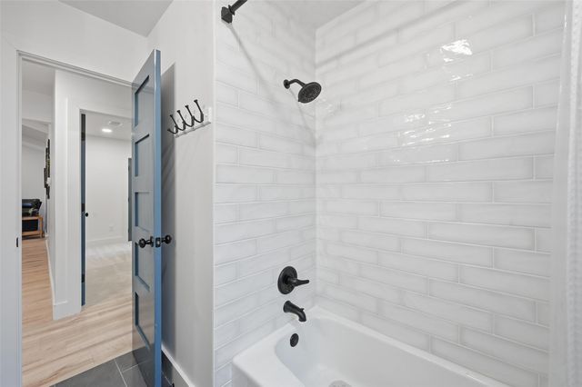 3910 Firethorn Drive, Arlington, TX 76017