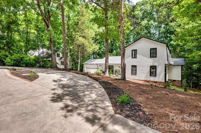 9307 Raintree Lane, Charlotte, NC 28277