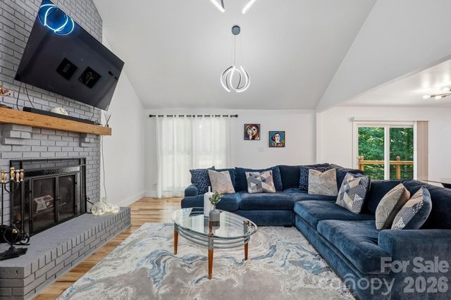 9307 Raintree Lane, Charlotte, NC 28277