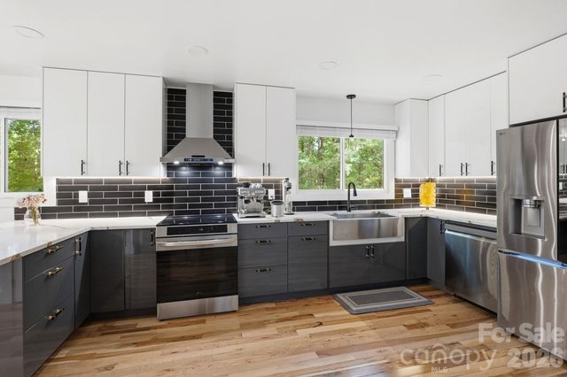 9307 Raintree Lane, Charlotte, NC 28277