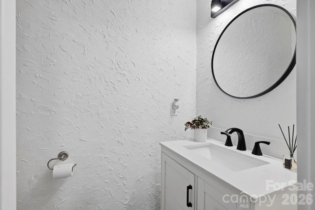 9307 Raintree Lane, Charlotte, NC 28277