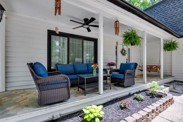 9307 Raintree Lane, Charlotte, NC 28277