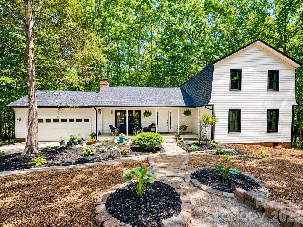 9307 Raintree Lane, Charlotte, NC 28277