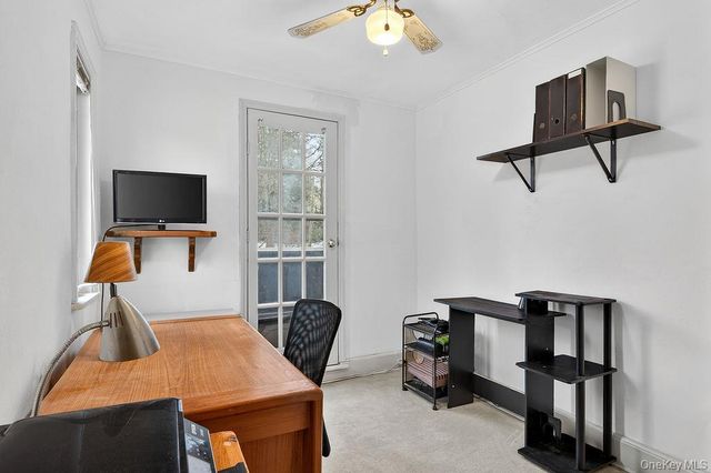 21 Lawrence Place, Pelham, NY 10803