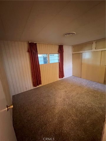 900 W Johnston, Hemet, CA 92543