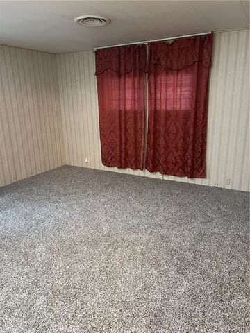 900 W Johnston, Hemet, CA 92543