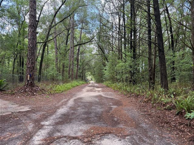 221 SW 138TH TERRACE, Newberry, FL 32669
