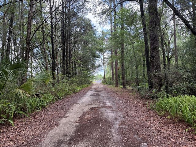 221 SW 138TH TERRACE, Newberry, FL 32669