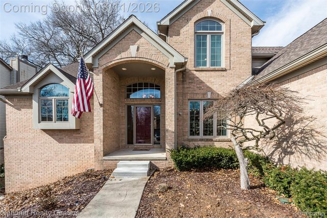 5451 Wentworth Drive, Commerce Charter Township, MI 48382